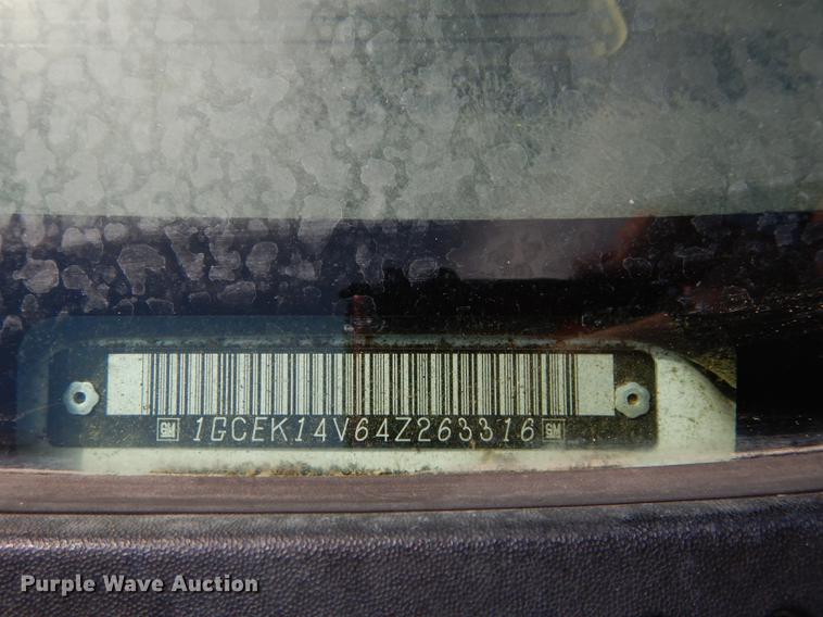 image for item DB6190 2004 Chevrolet Silverado 1500 pickup truck