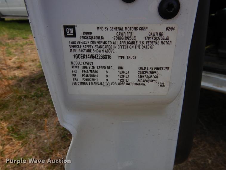 image for item DB6190 2004 Chevrolet Silverado 1500 pickup truck