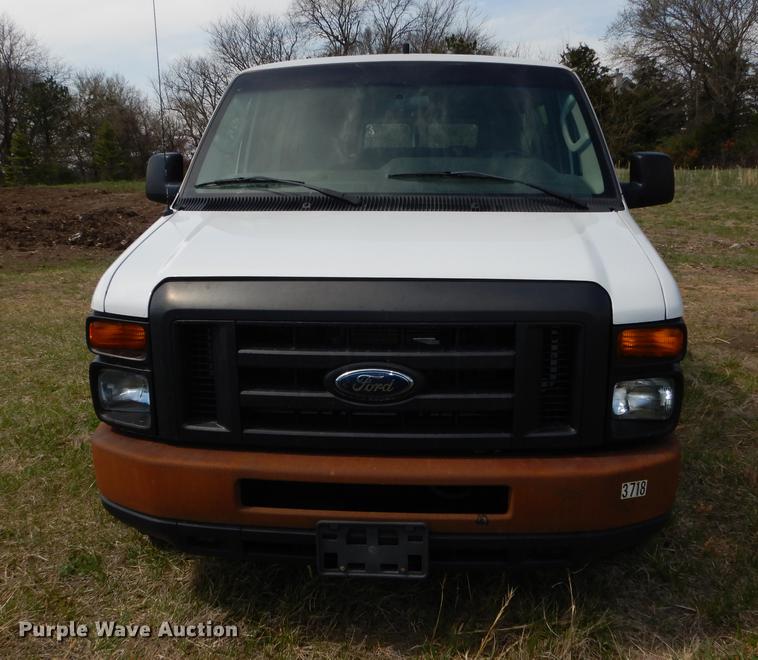 image for item DB6191 2013 Ford E350 Super Duty XL Extended van