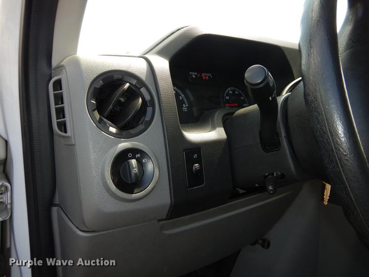 image for item DB6191 2013 Ford E350 Super Duty XL Extended van