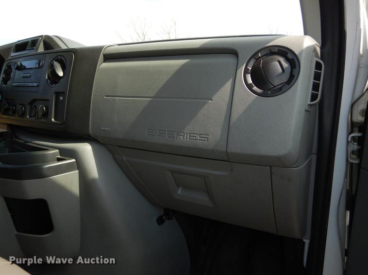 image for item DB6191 2013 Ford E350 Super Duty XL Extended van