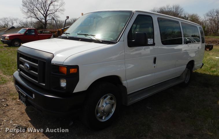 image for item DB6192 2013 Ford E350 Super Duty XL Extended van