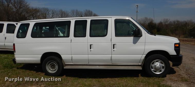 image for item DB6192 2013 Ford E350 Super Duty XL Extended van