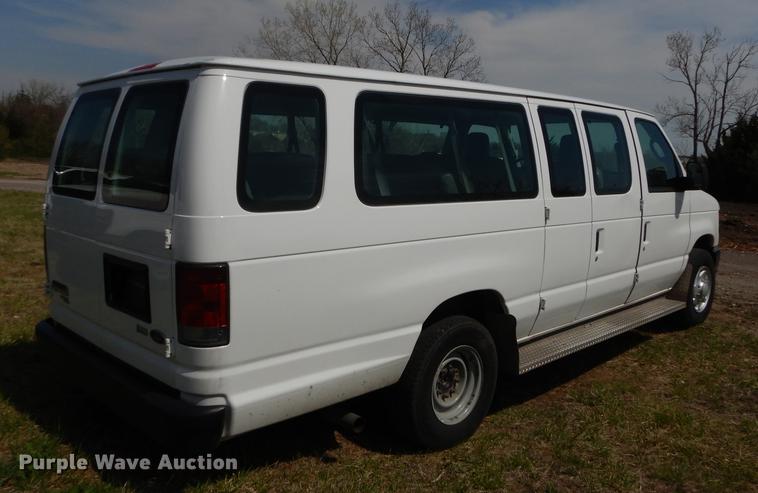 image for item DB6192 2013 Ford E350 Super Duty XL Extended van