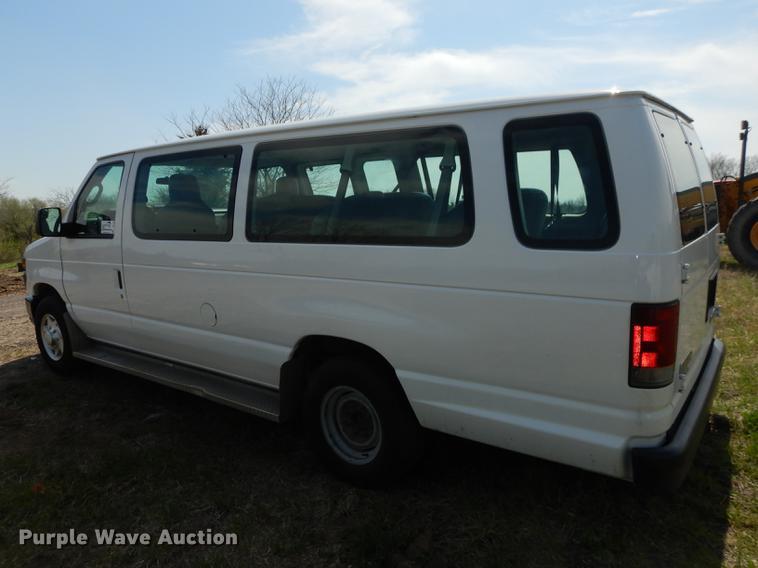 image for item DB6192 2013 Ford E350 Super Duty XL Extended van