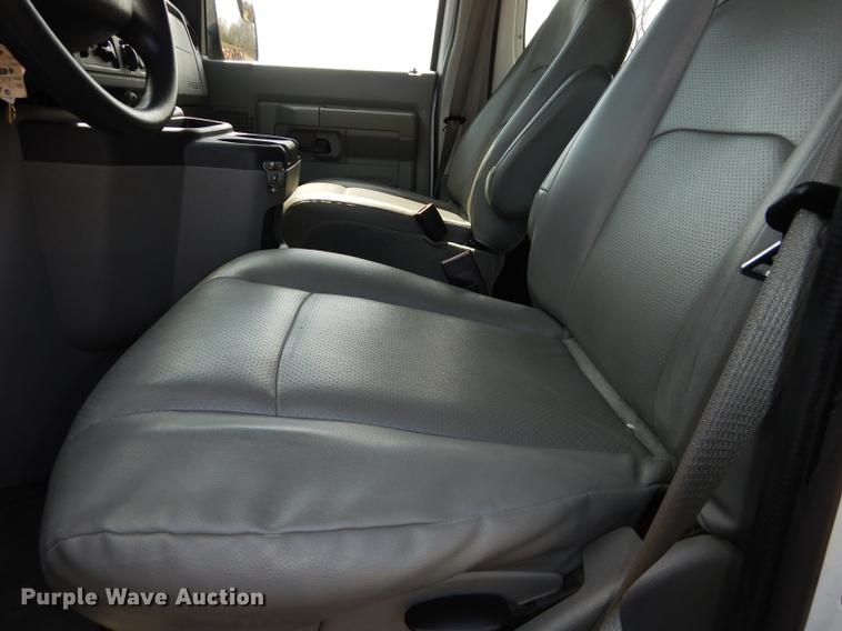 image for item DB6192 2013 Ford E350 Super Duty XL Extended van