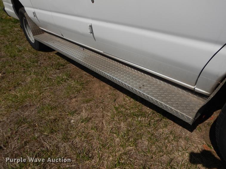 image for item DB6192 2013 Ford E350 Super Duty XL Extended van