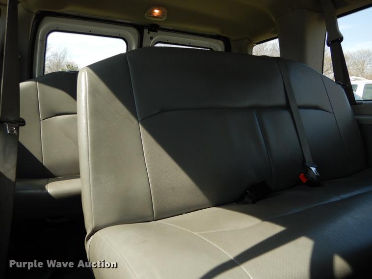 image for item DB6192 2013 Ford E350 Super Duty XL Extended van