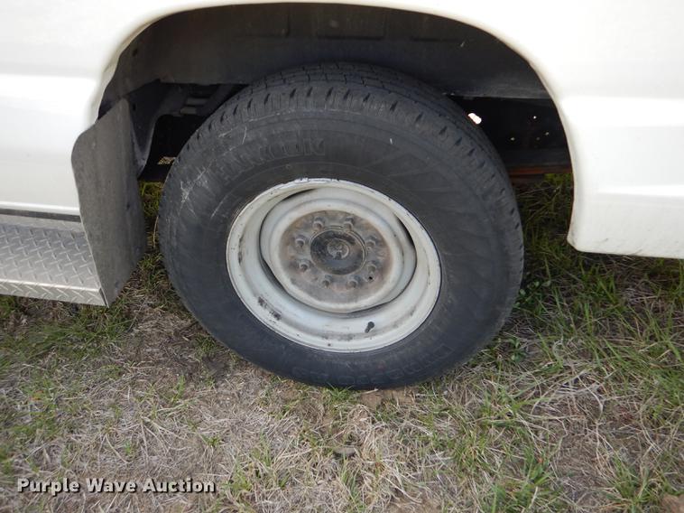 image for item DB6192 2013 Ford E350 Super Duty XL Extended van