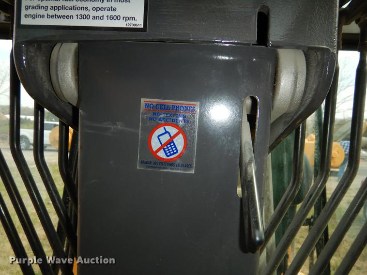 image for item DB6193 2009 Volvo G930 motor grader