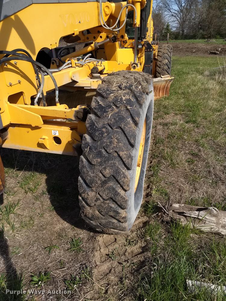 image for item DB6193 2009 Volvo G930 motor grader