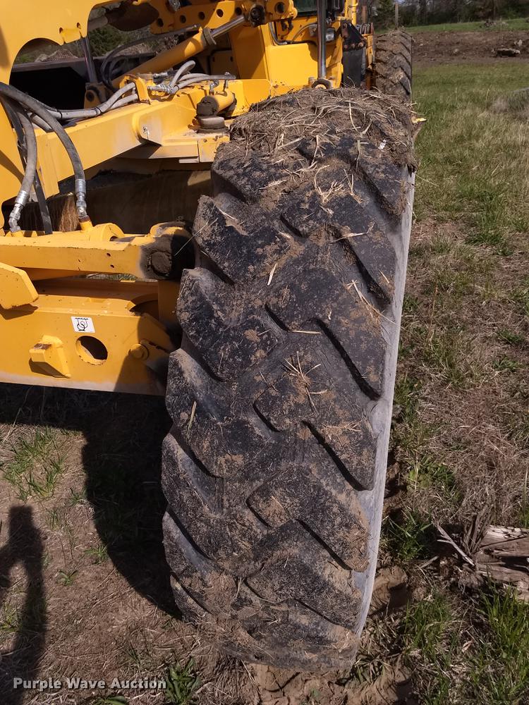 image for item DB6193 2009 Volvo G930 motor grader