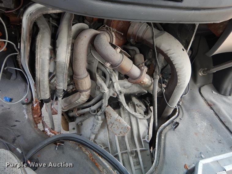 image for item DB6196 2006 Ford E450 shuttle bus