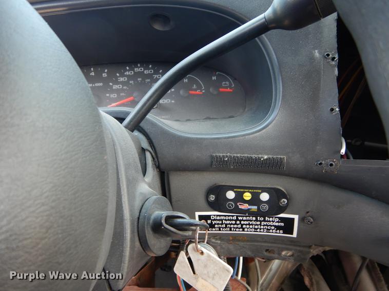 image for item DB6196 2006 Ford E450 shuttle bus