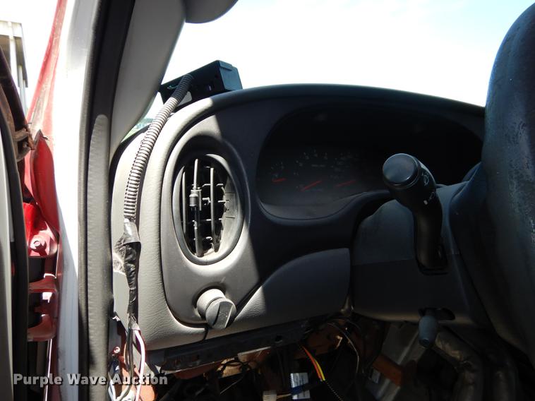 image for item DB6198 2007 Ford E450 shuttle bus