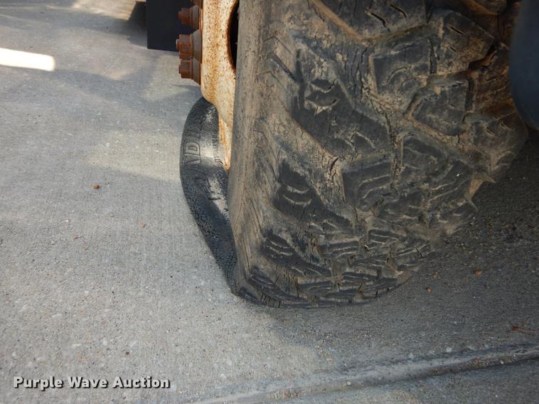 image for item DB6198 2007 Ford E450 shuttle bus