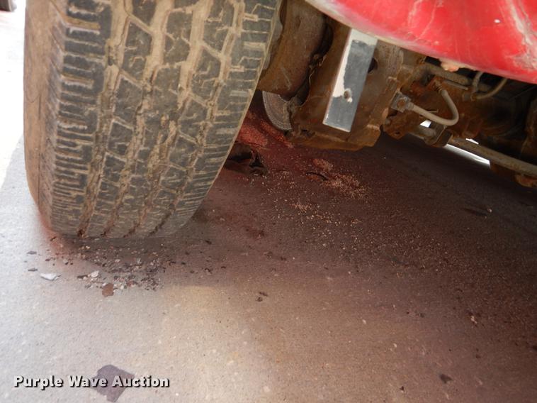 image for item DB6198 2007 Ford E450 shuttle bus