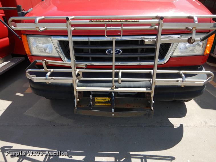 image for item DB6200 2005 Ford E450 shuttle bus