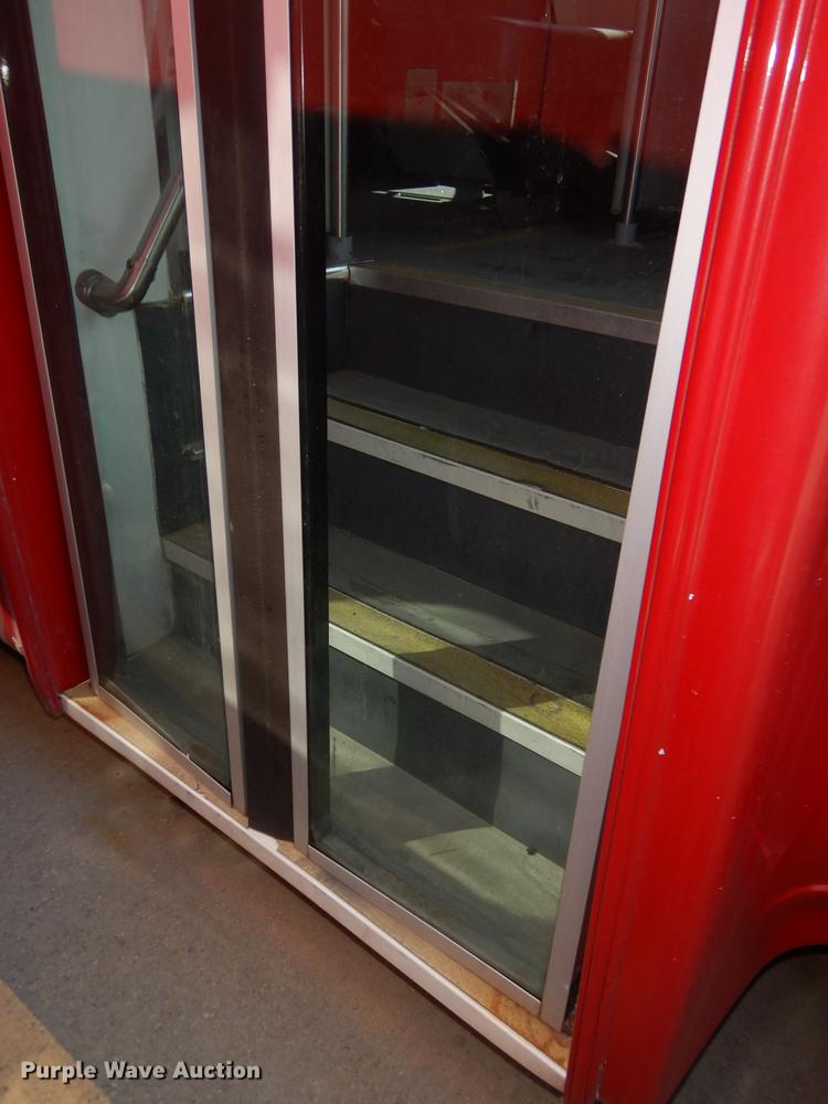 image for item DB6200 2005 Ford E450 shuttle bus