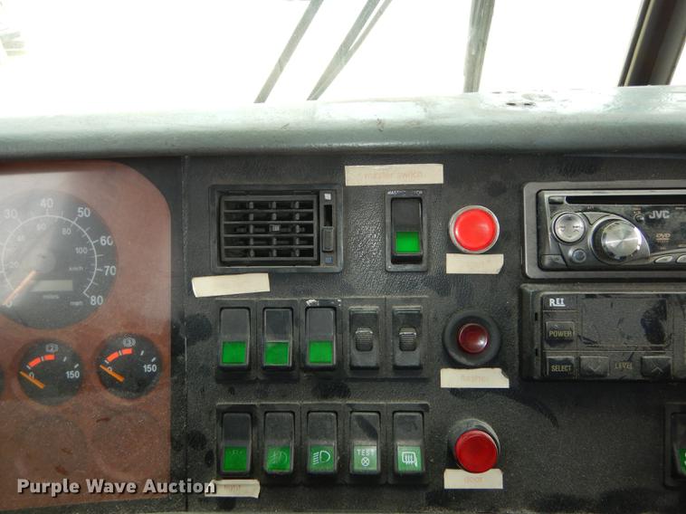 image for item DB6201 2001 Van Hool C2045L transit bus