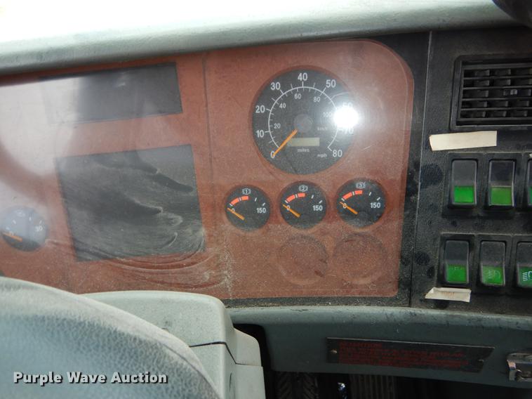 image for item DB6201 2001 Van Hool C2045L transit bus