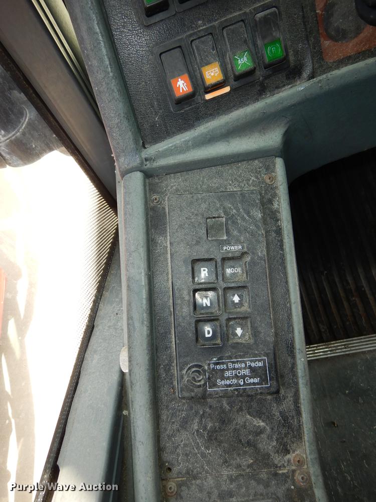 image for item DB6201 2001 Van Hool C2045L transit bus