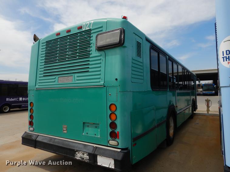 image for item DB6202 2000 Gillig Phantom C21B102N4 transit bus