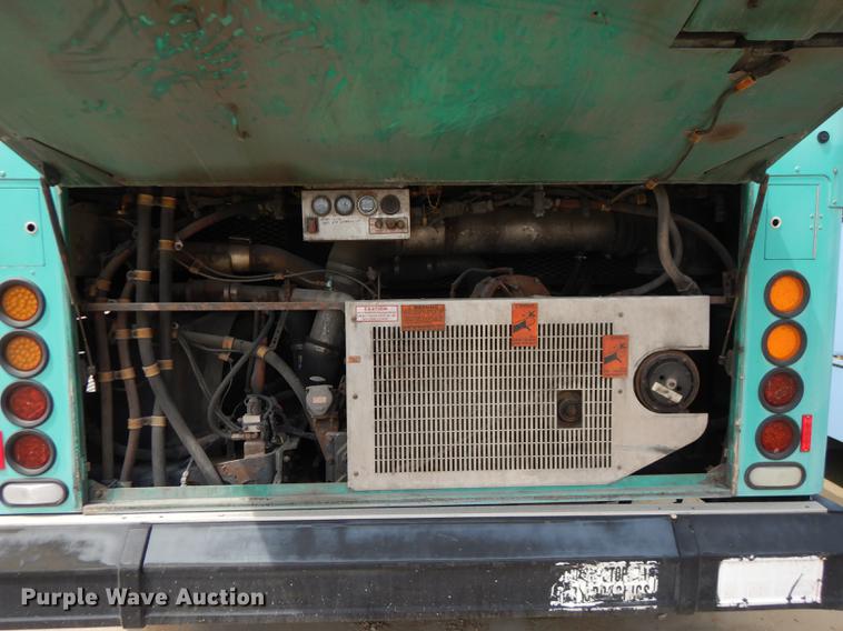 image for item DB6202 2000 Gillig Phantom C21B102N4 transit bus