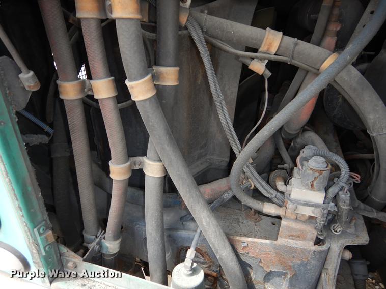 image for item DB6202 2000 Gillig Phantom C21B102N4 transit bus