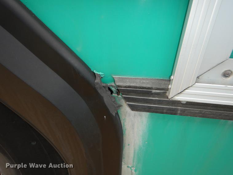 image for item DB6202 2000 Gillig Phantom C21B102N4 transit bus