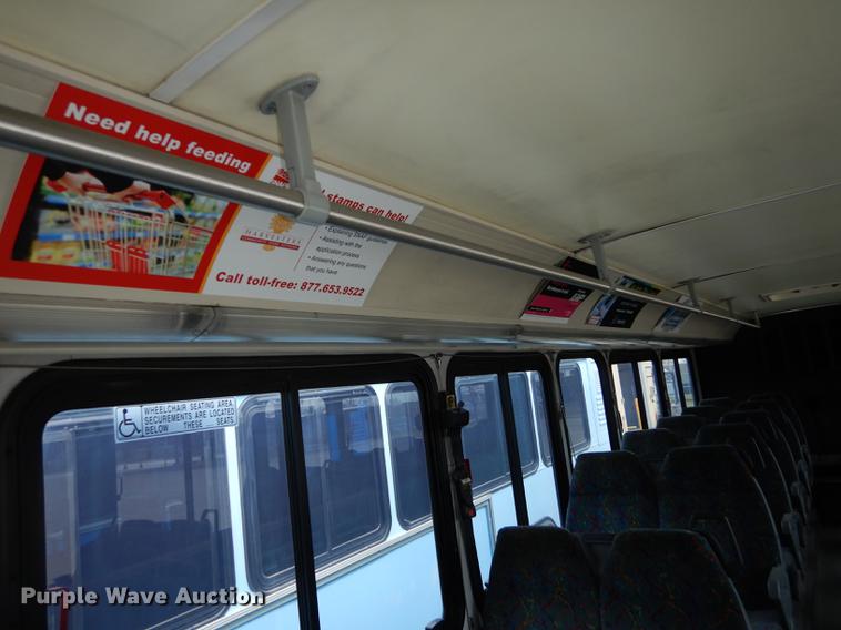 image for item DB6202 2000 Gillig Phantom C21B102N4 transit bus