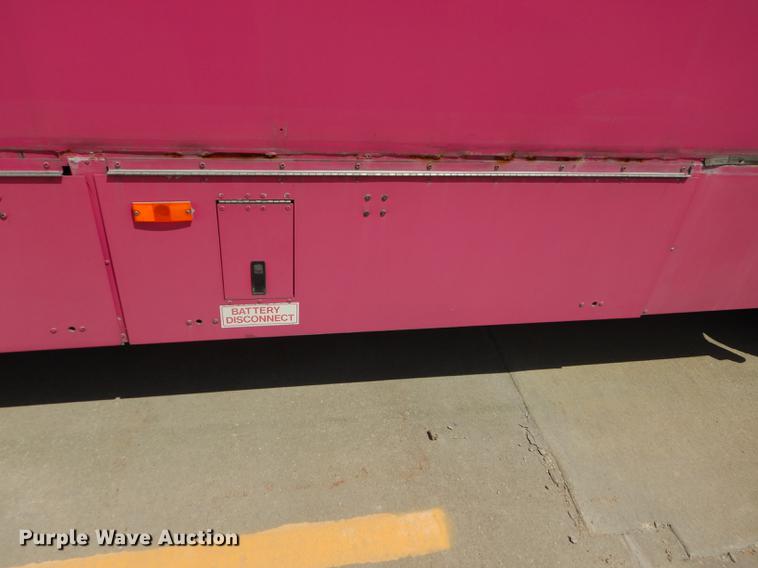 image for item DB6205 2001 Gillig Phantom C21B102N4 transit bus