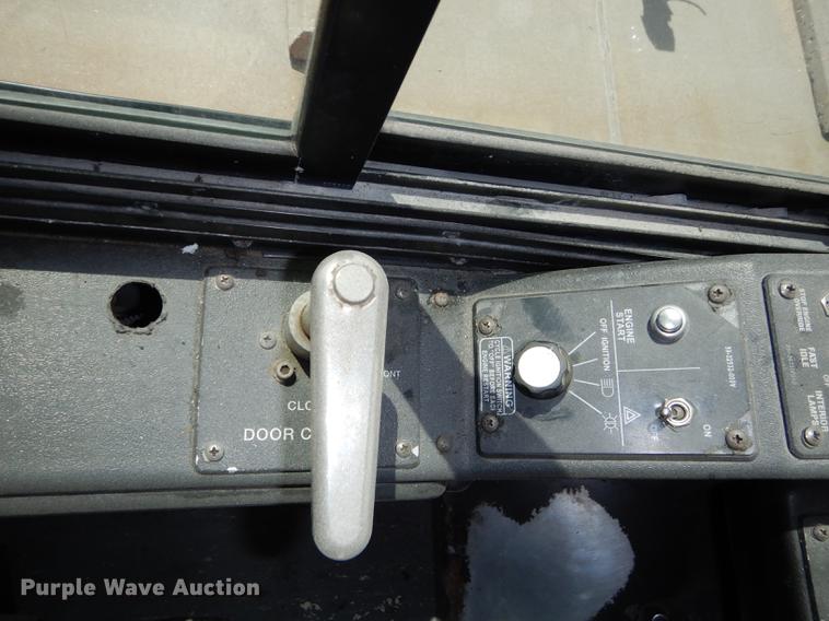 image for item DB6205 2001 Gillig Phantom C21B102N4 transit bus