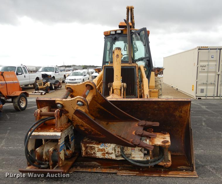 image for item DC0464 1993 John Deere 710D backhoe