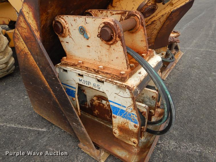 image for item DC0464 1993 John Deere 710D backhoe