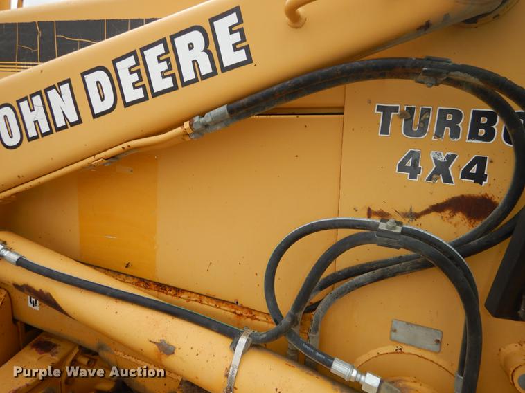 image for item DC0464 1993 John Deere 710D backhoe