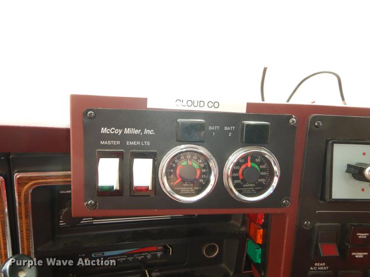 image for item DC0473 1989 Ford Econoline E350 XL ambulance