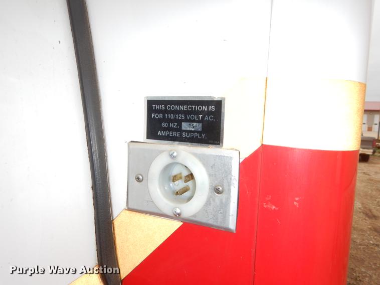 image for item DC0473 1989 Ford Econoline E350 XL ambulance