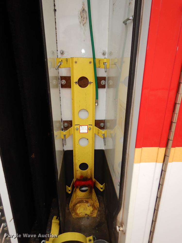 image for item DC0473 1989 Ford Econoline E350 XL ambulance