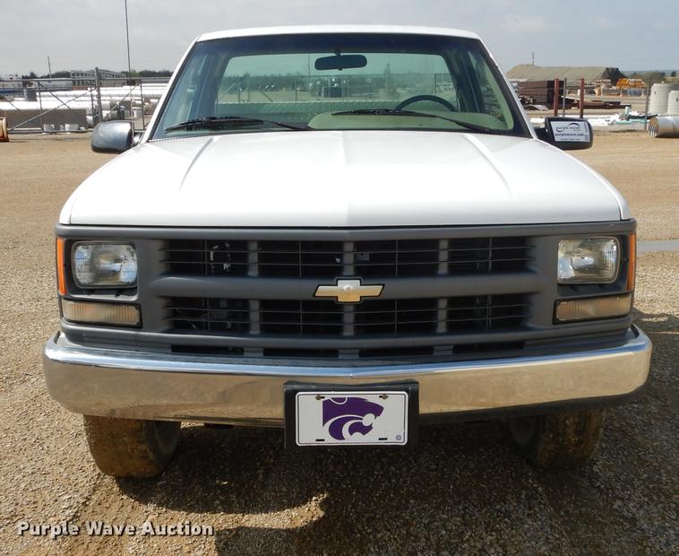 image for item DC0483 1996 Chevrolet Cheyenne 2500 pickup truck