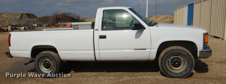 image for item DC0483 1996 Chevrolet Cheyenne 2500 pickup truck
