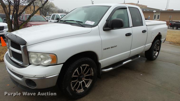 image for item DC0748 2005 Dodge Ram 1500 Quad Cab pickup truck
