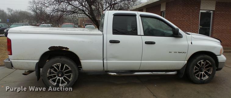 image for item DC0748 2005 Dodge Ram 1500 Quad Cab pickup truck