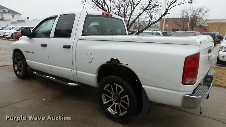 image for item DC0748 2005 Dodge Ram 1500 Quad Cab pickup truck