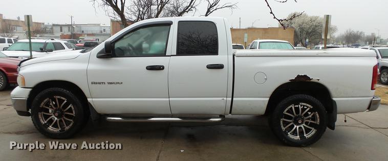 image for item DC0748 2005 Dodge Ram 1500 Quad Cab pickup truck