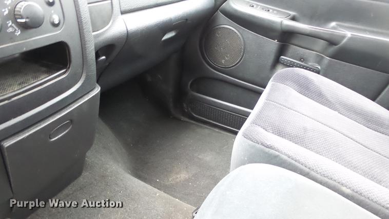 image for item DC0748 2005 Dodge Ram 1500 Quad Cab pickup truck