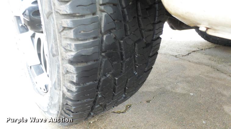 image for item DC0748 2005 Dodge Ram 1500 Quad Cab pickup truck