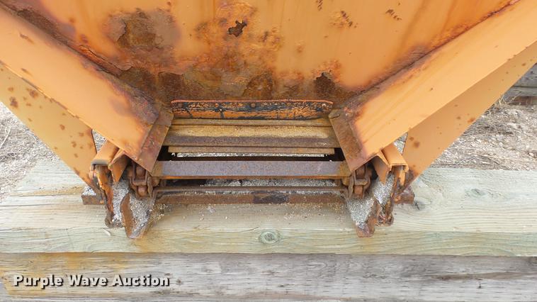 image for item DC3001 Henderson WSHX12X48 steel spreader