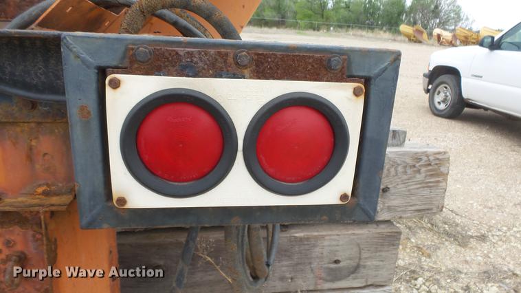 image for item DC3001 Henderson WSHX12X48 steel spreader