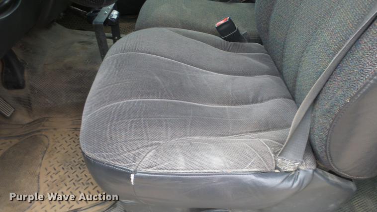 image for item DC3009 2000 Chevrolet Silverado 2500 Ext. Cab pickup truck